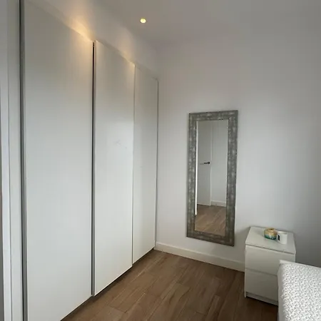Apartment Casa Con Terraza Cerca De La Playa 6 Personas *